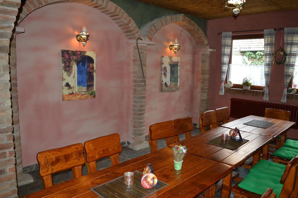 Guest House Hakluv Mlyn Hrabetice  Экстерьер фото
